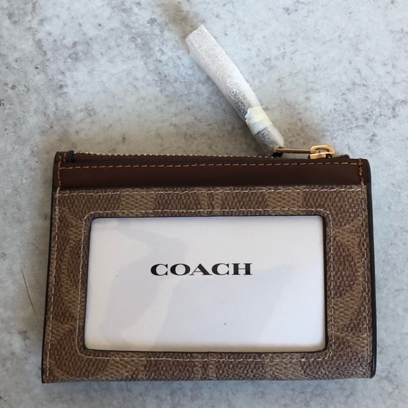 Coach Signature Mini Skinny Key ID Card Case Sand Taupe Gold Coach Logo - Picture 7 of 7